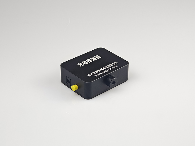 我們提供100%全國產(chǎn)CN-PD12系列跟CN-APD20系列光電探測(cè)器，提供國產(chǎn)化承諾書。