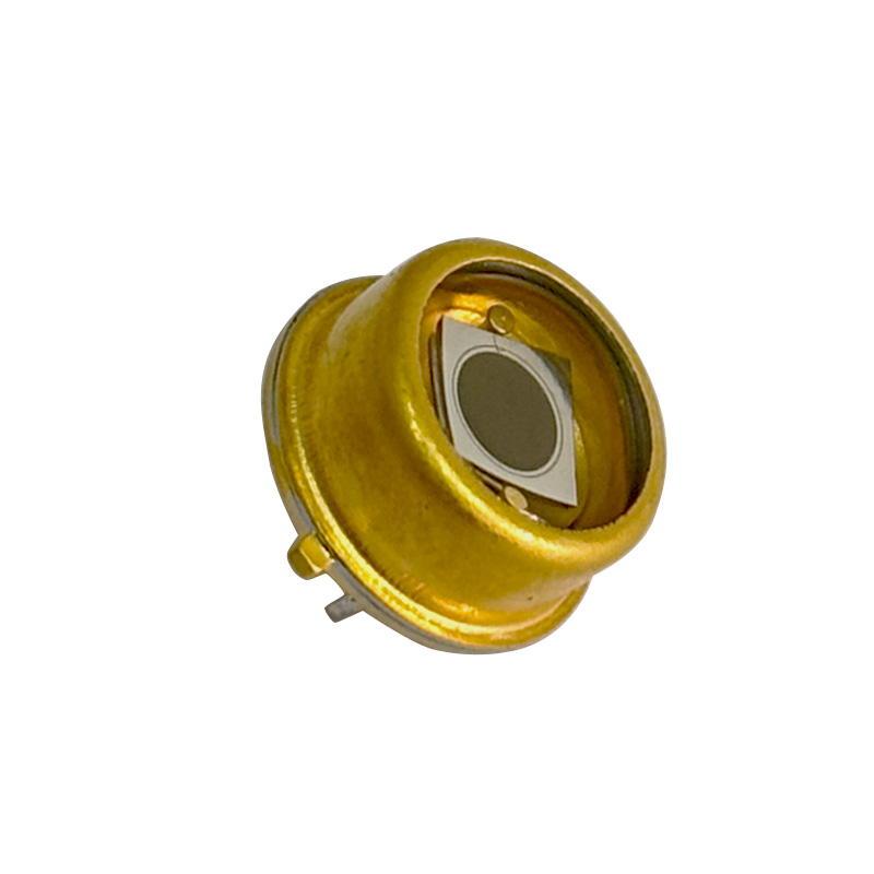 Ф3mm超大靶面，300-1000nm響應(yīng)范圍，355nm紫外增強(qiáng)，硅基雪崩光電探測(cè)器；適合用于熒光探測(cè)，超弱光探測(cè)等應(yīng)用場(chǎng)景。